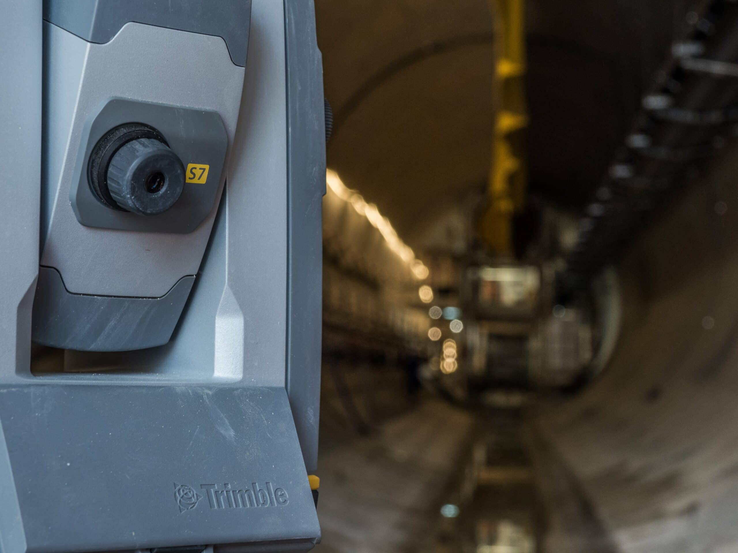 A robotic total station provides the high-precision measurements needed for tunnel construction, monitoring and quality control.